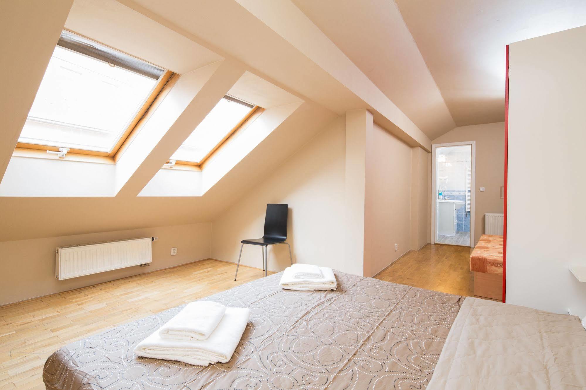 Picasso Apartments Πράγα Εξωτερικό φωτογραφία